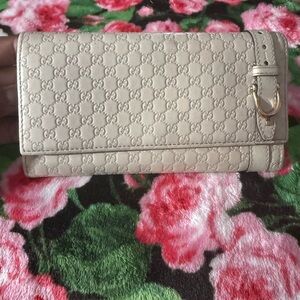 Gucci Cream Embossed Women's Bag
